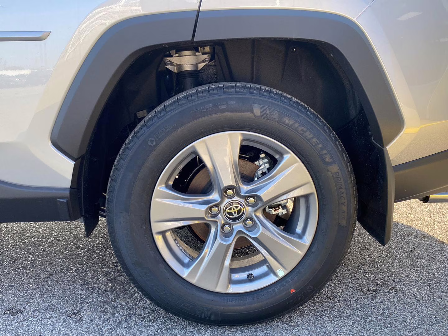 2025 Silver Sky Metallic Toyota RAV4 XLE AWD SUV