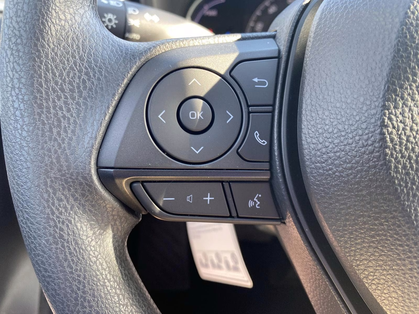 2025 Silver Sky Metallic Toyota RAV4 Hybrid XLE AWD SUV