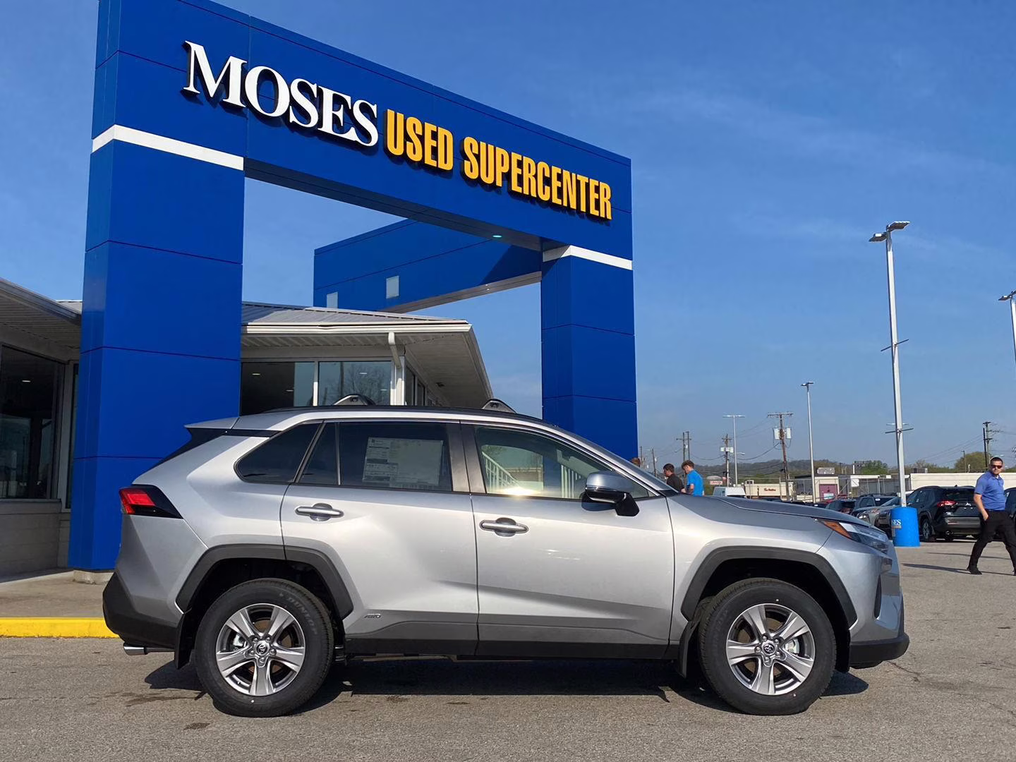 2025 Silver Sky Metallic Toyota RAV4 Hybrid XLE AWD SUV