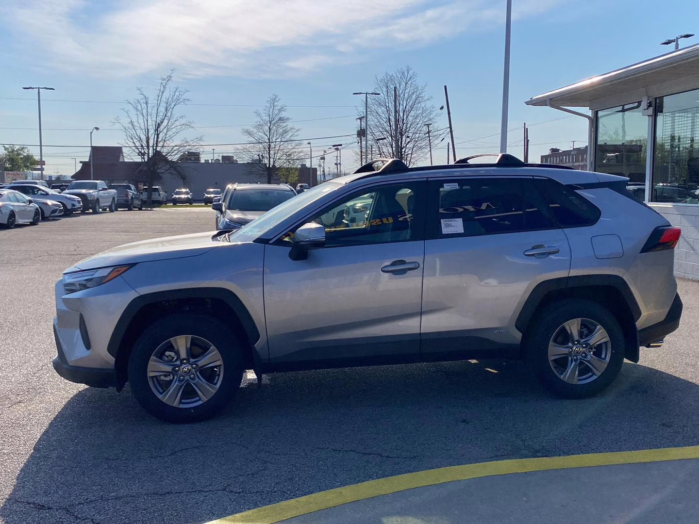 2025 Silver Sky Metallic Toyota RAV4 Hybrid XLE AWD SUV