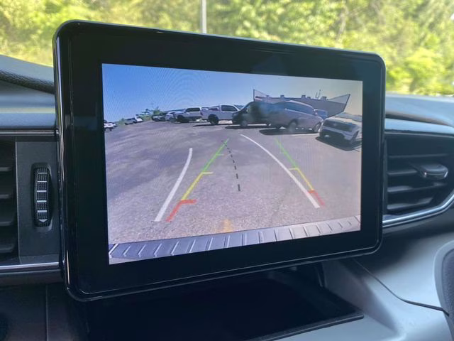 2022 Carbonized Gray Metallic Ford Explorer XLT 4X4 SUV