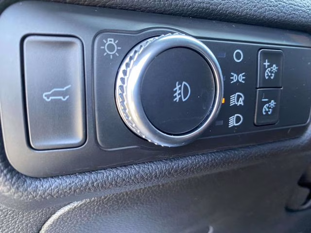 2022 Carbonized Gray Metallic Ford Explorer XLT 4X4 SUV