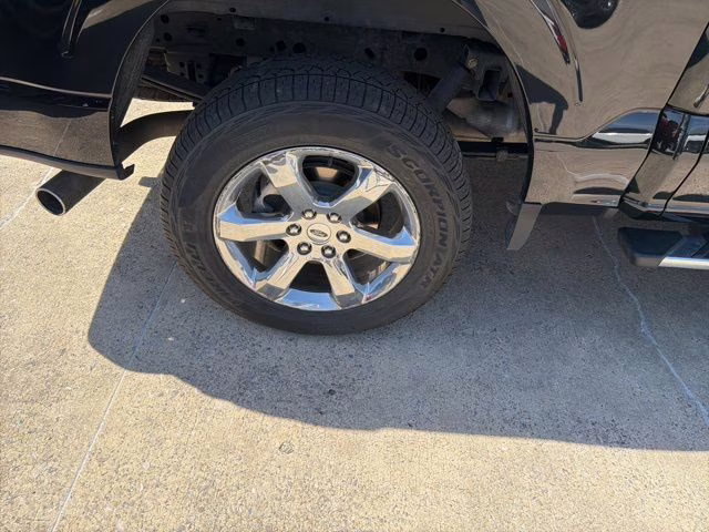 2023 Agate Black Metallic Ford F-150 XLT 4X4 Truck