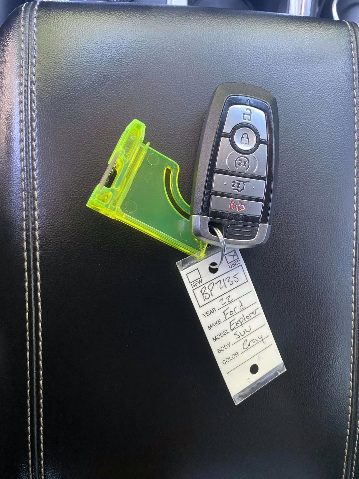 2022 Carbonized Gray Metallic Ford Explorer XLT 4X4 SUV