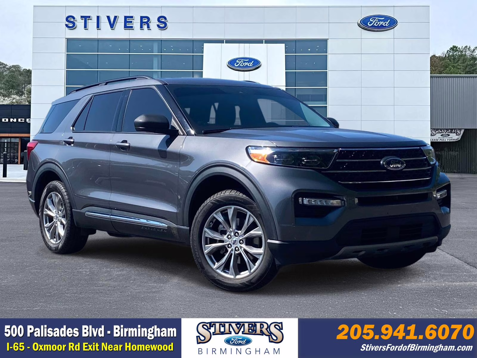 2022 Carbonized Gray Metallic Ford Explorer XLT 4X4 SUV