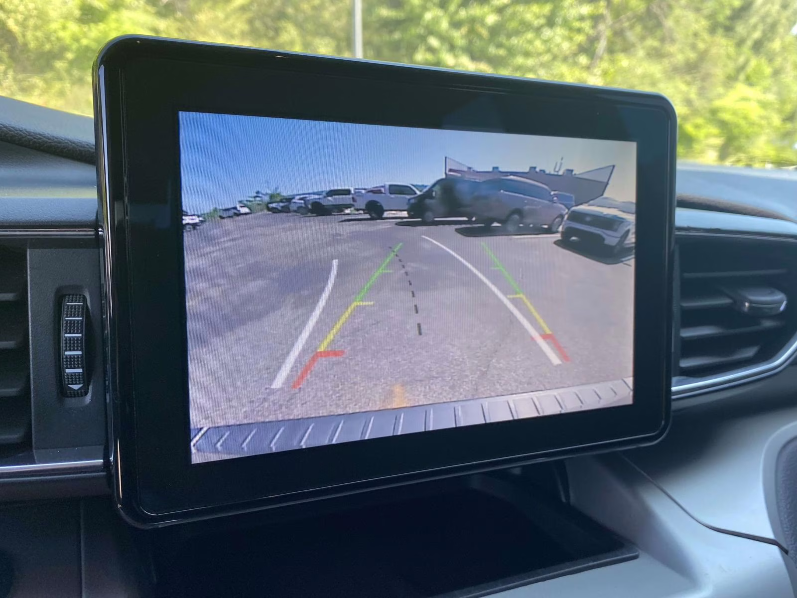 2022 Carbonized Gray Metallic Ford Explorer XLT 4X4 SUV