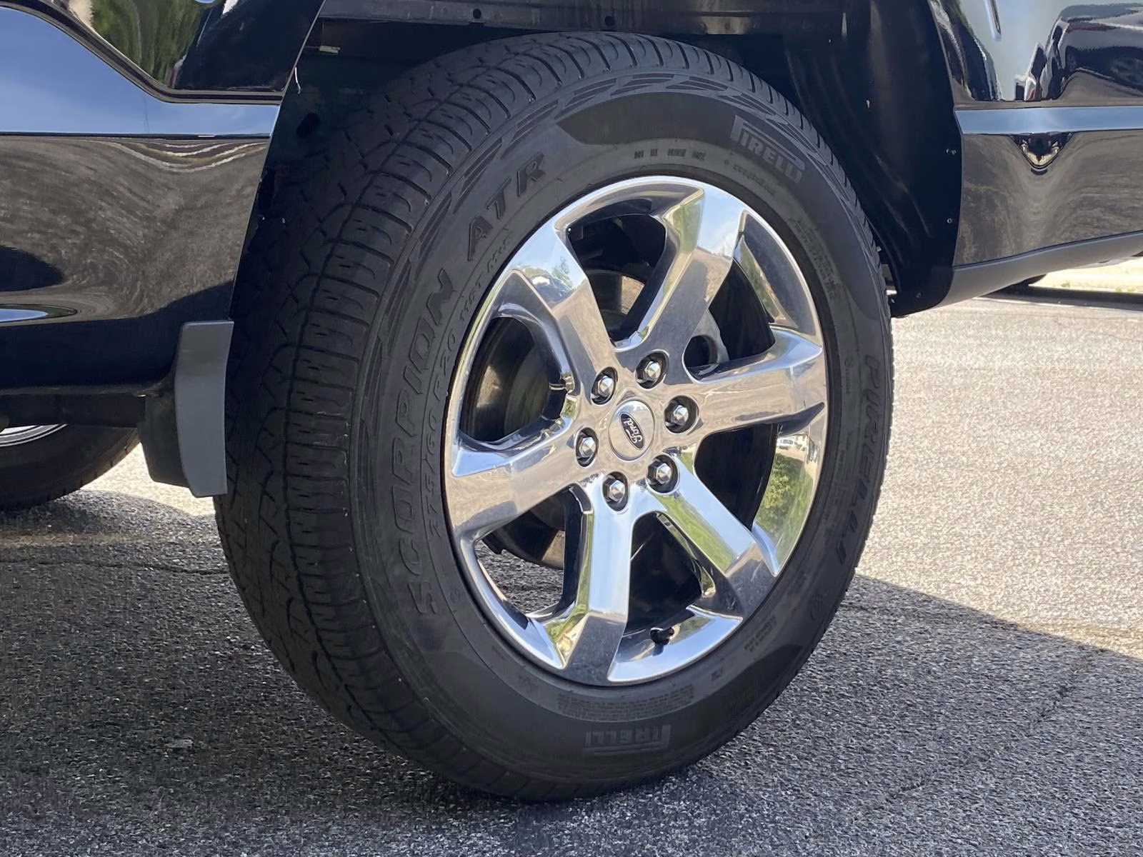 2023 Agate Black Metallic Ford F-150 XLT 4X4 Truck