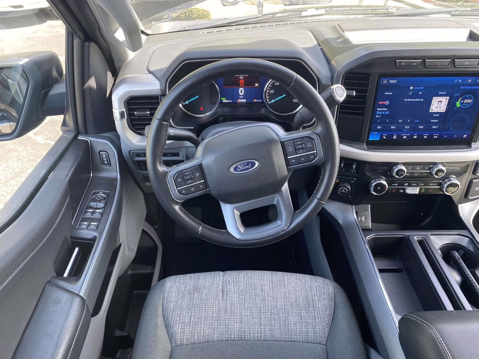 2023 Agate Black Metallic Ford F-150 XLT 4X4 Truck