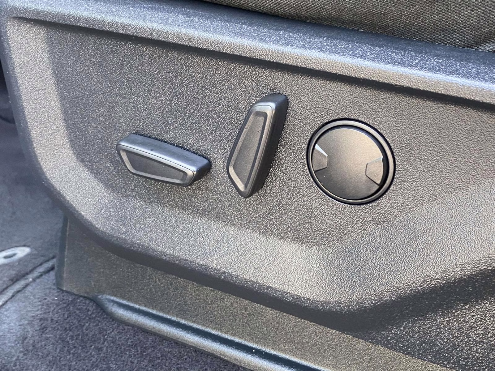 2023 Agate Black Metallic Ford F-150 XLT 4X4 Truck