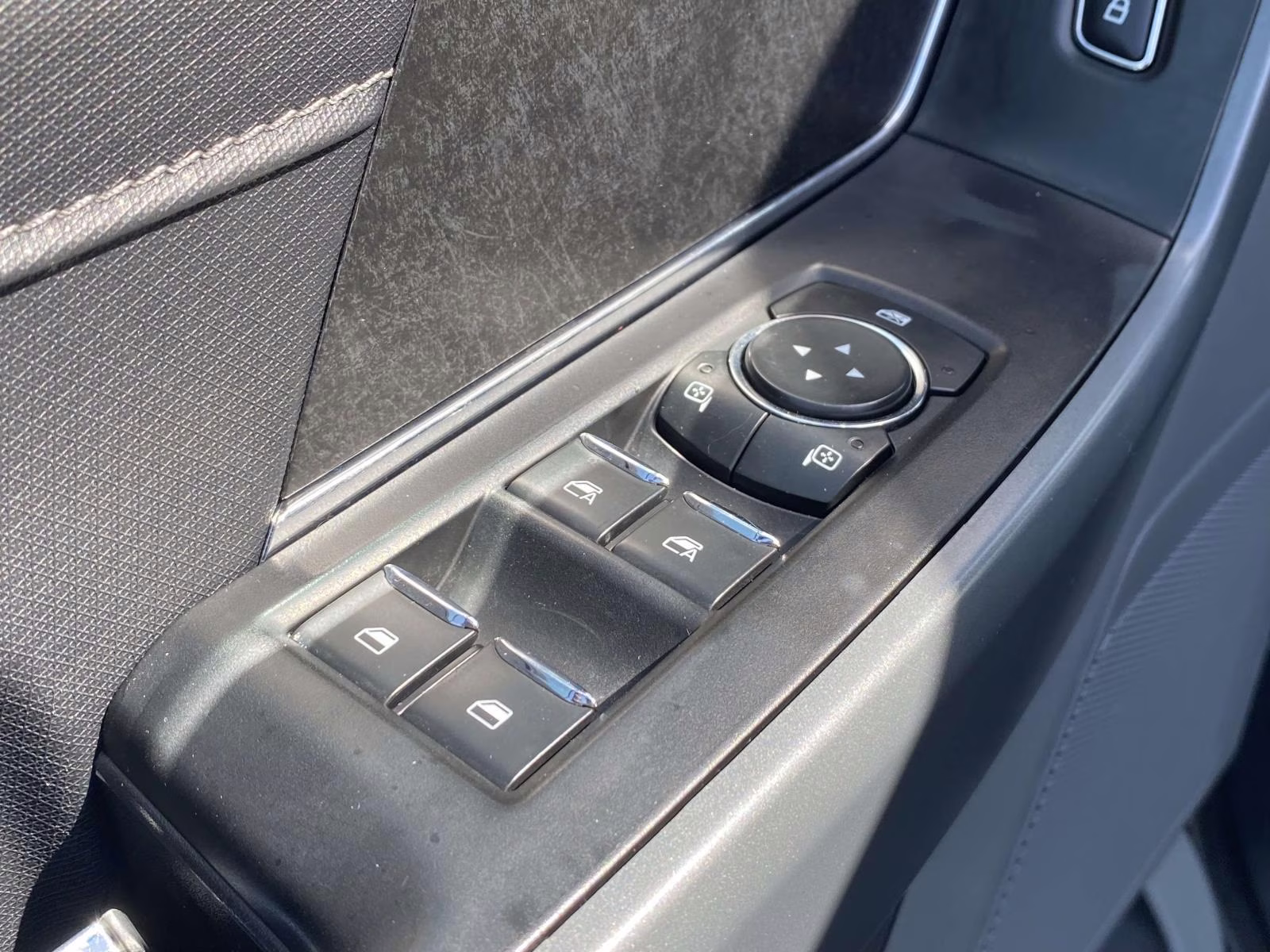 2023 Agate Black Metallic Ford F-150 XLT 4X4 Truck