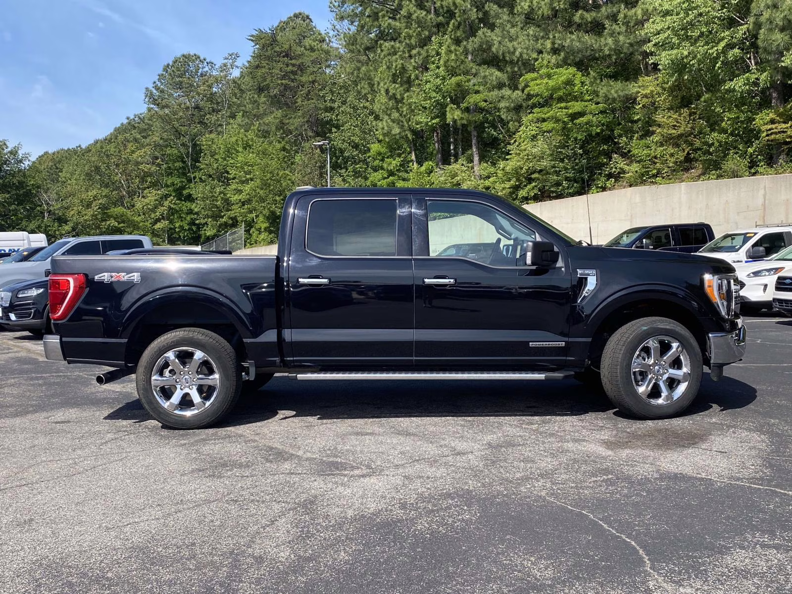 2023 Agate Black Metallic Ford F-150 XLT 4X4 Truck