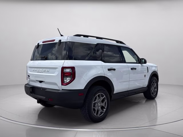 2023 Oxford White Ford Bronco Sport Badlands 4X4 SUV