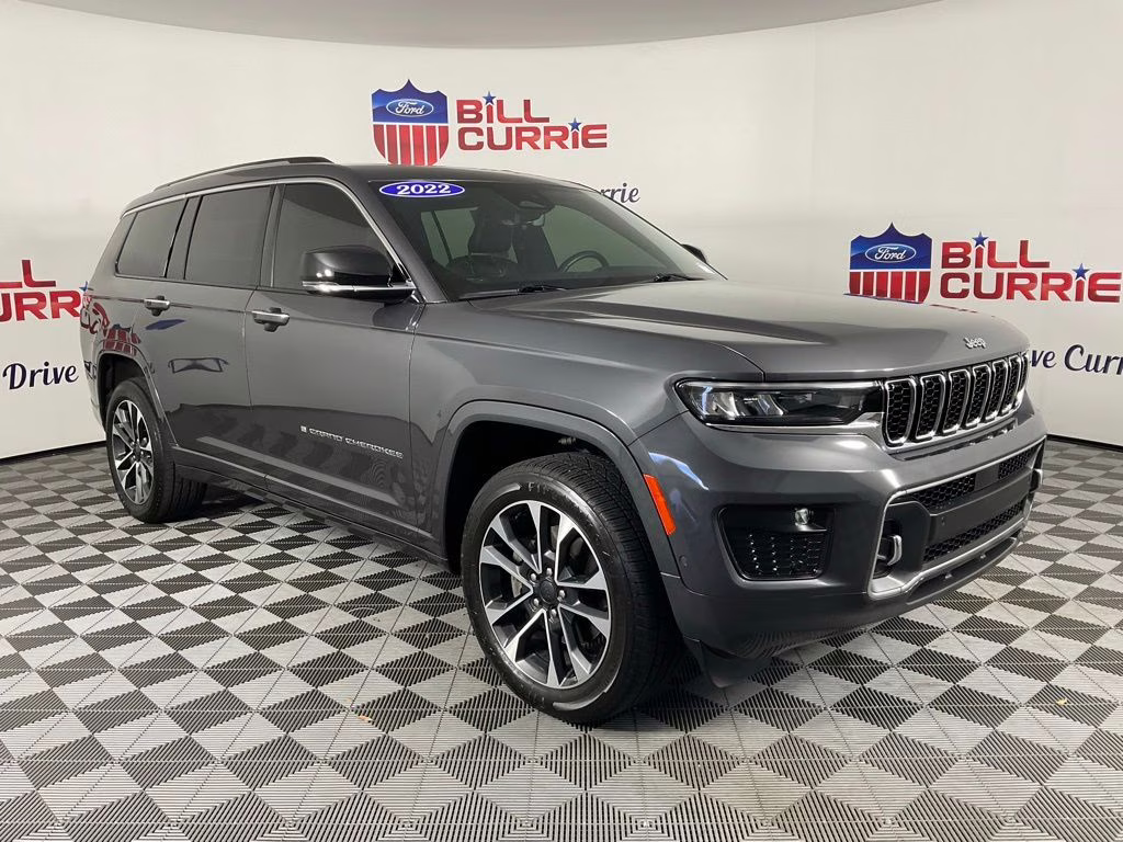 2022 Baltic Gray Metallic Clearcoat Jeep Grand Cherokee L Overland RWD SUV