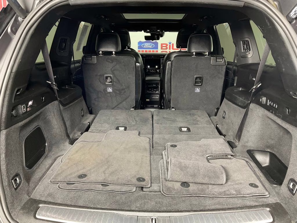 2022 Baltic Gray Metallic Clearcoat Jeep Grand Cherokee L Overland RWD SUV