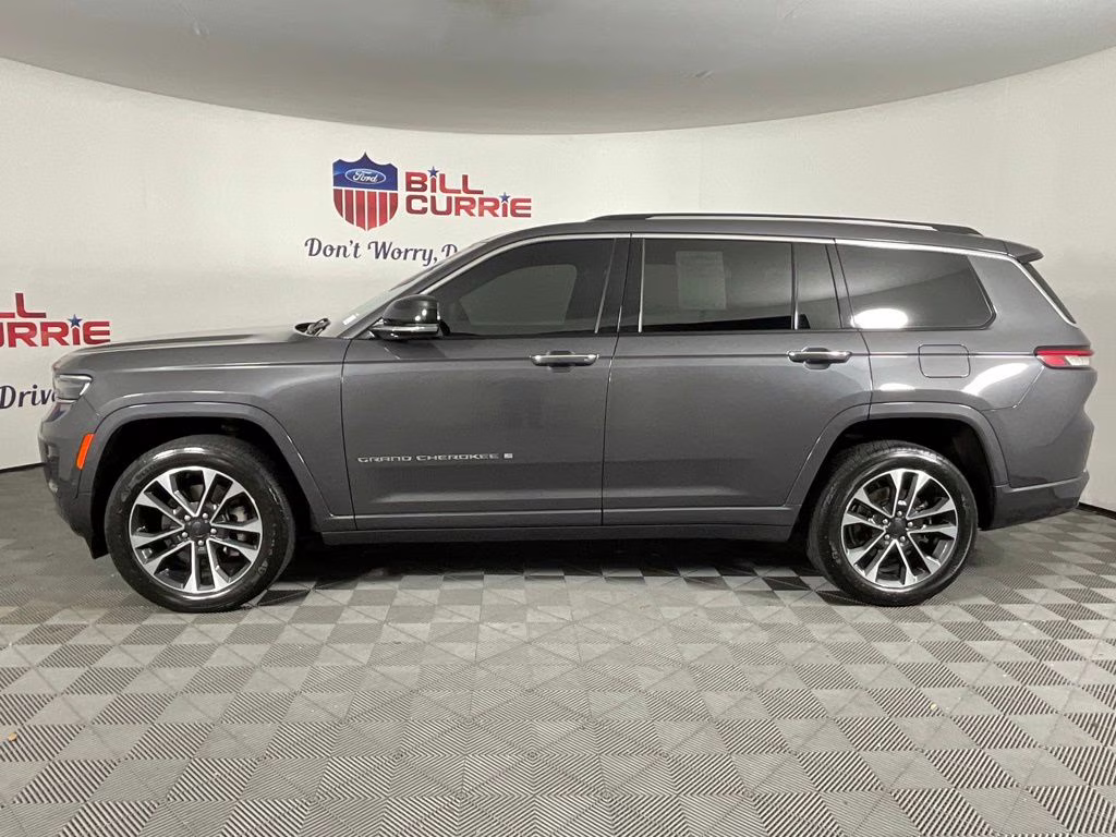 2022 Baltic Gray Metallic Clearcoat Jeep Grand Cherokee L Overland RWD SUV