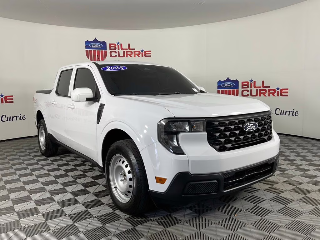 2025 Oxford White Ford Maverick XL AWD Truck