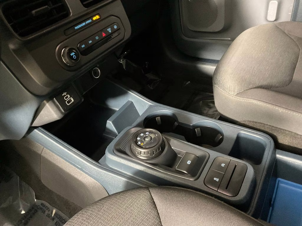 2025 Oxford White Ford Maverick XL AWD Truck