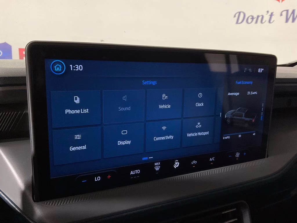 2025 Oxford White Ford Maverick XL AWD Truck