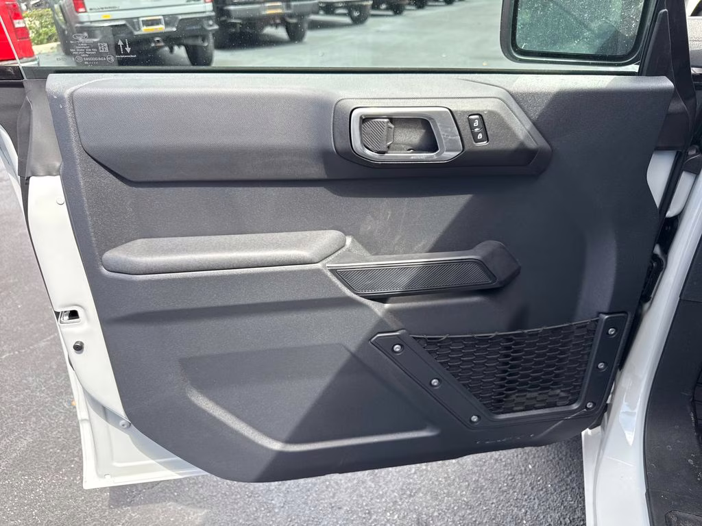 2026 Avalanche Gray Ford Bronco Base 4X4 SUV