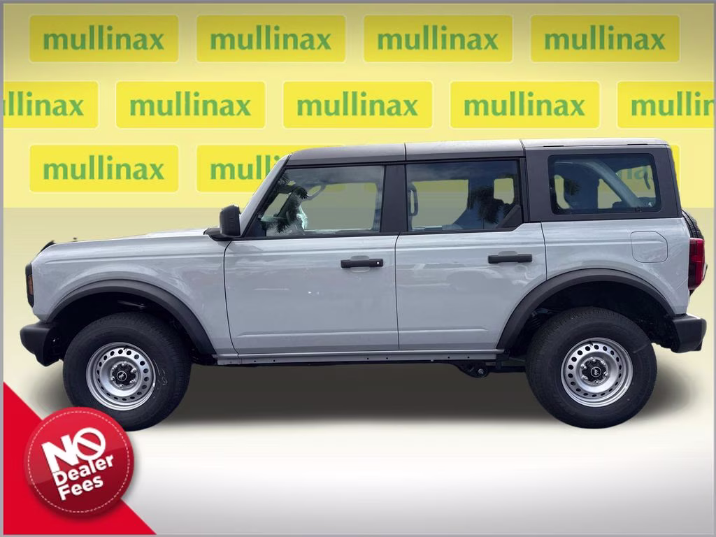 2026 Avalanche Gray Ford Bronco Base 4X4 SUV