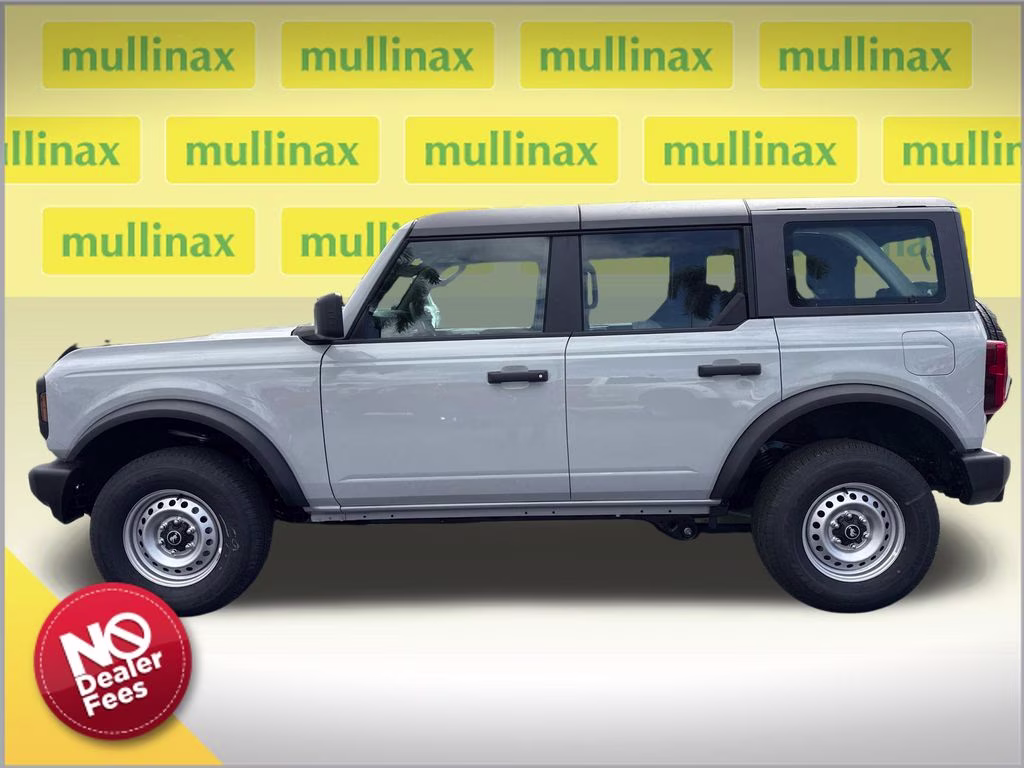 2026 Avalanche Gray Ford Bronco Base 4X4 SUV