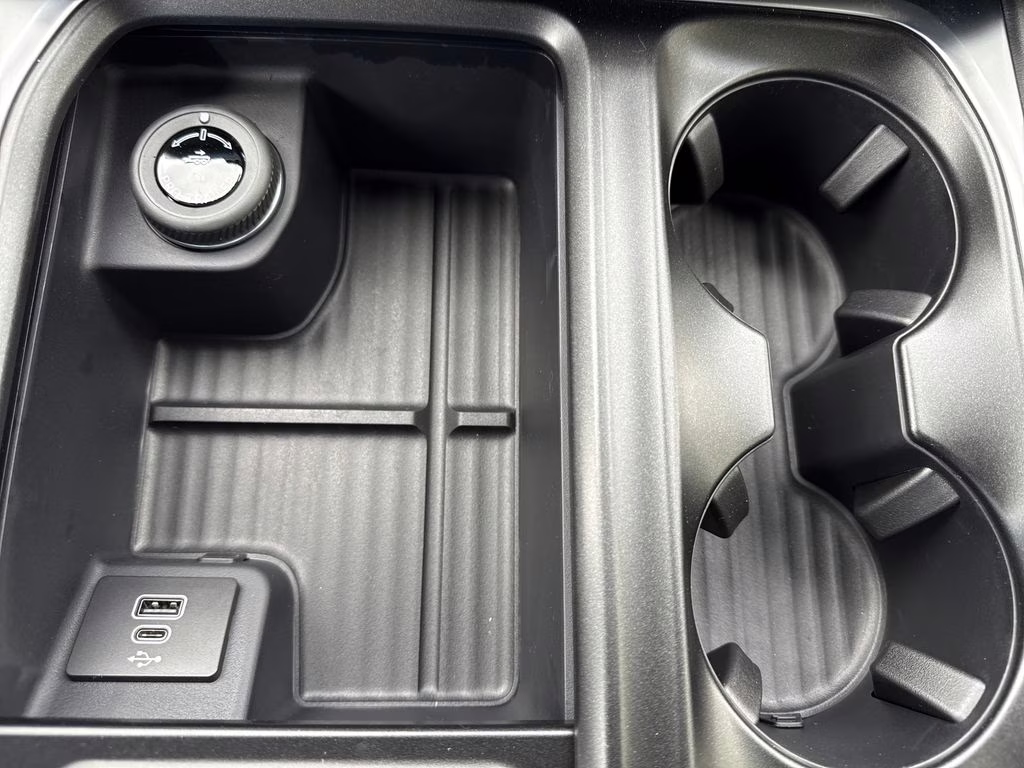 2026 Glacier Gray Metallic Tri-Coat Ford Expedition Platinum 4X4 SUV