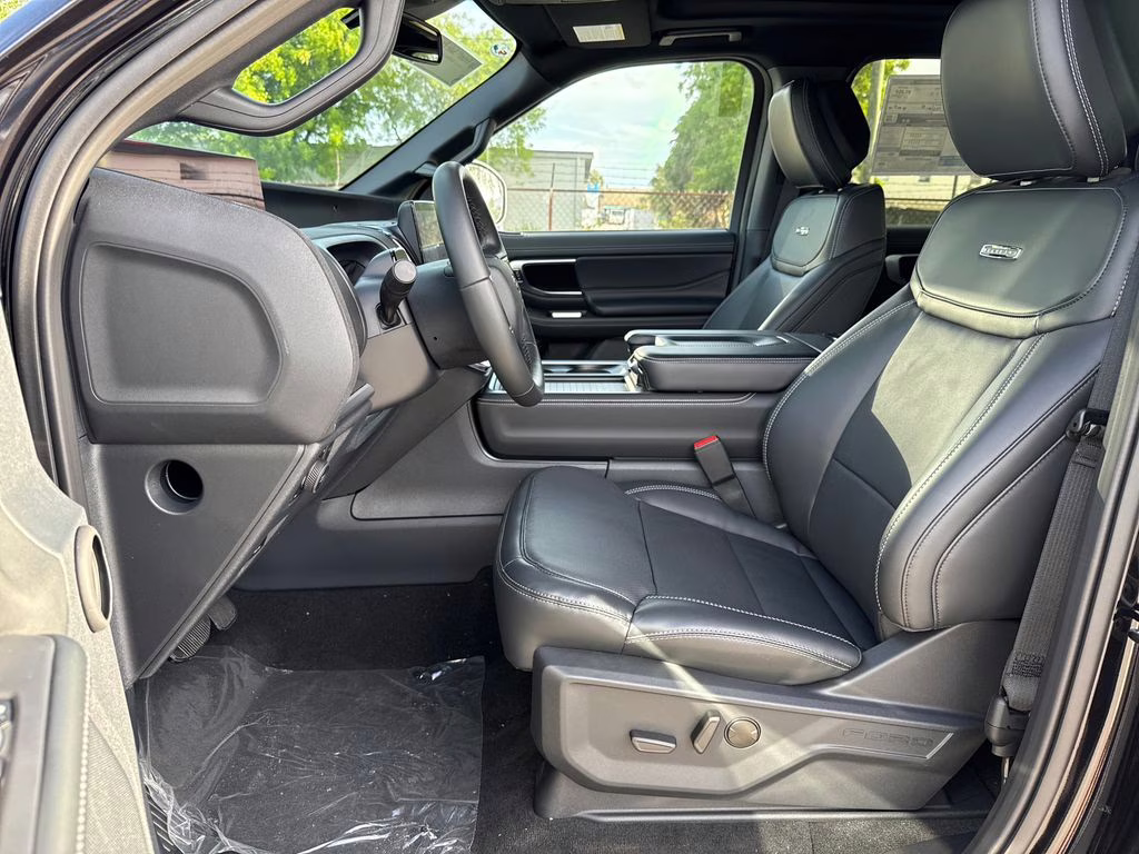 2026 Agate Black Metallic Ford Expedition Platinum 4X4 SUV