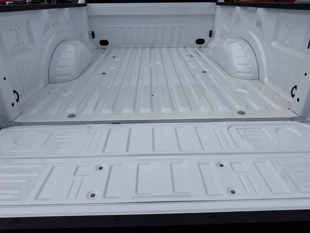 2026 Oxford White Ford Super Duty F-250 SRW STX 4X4 Truck