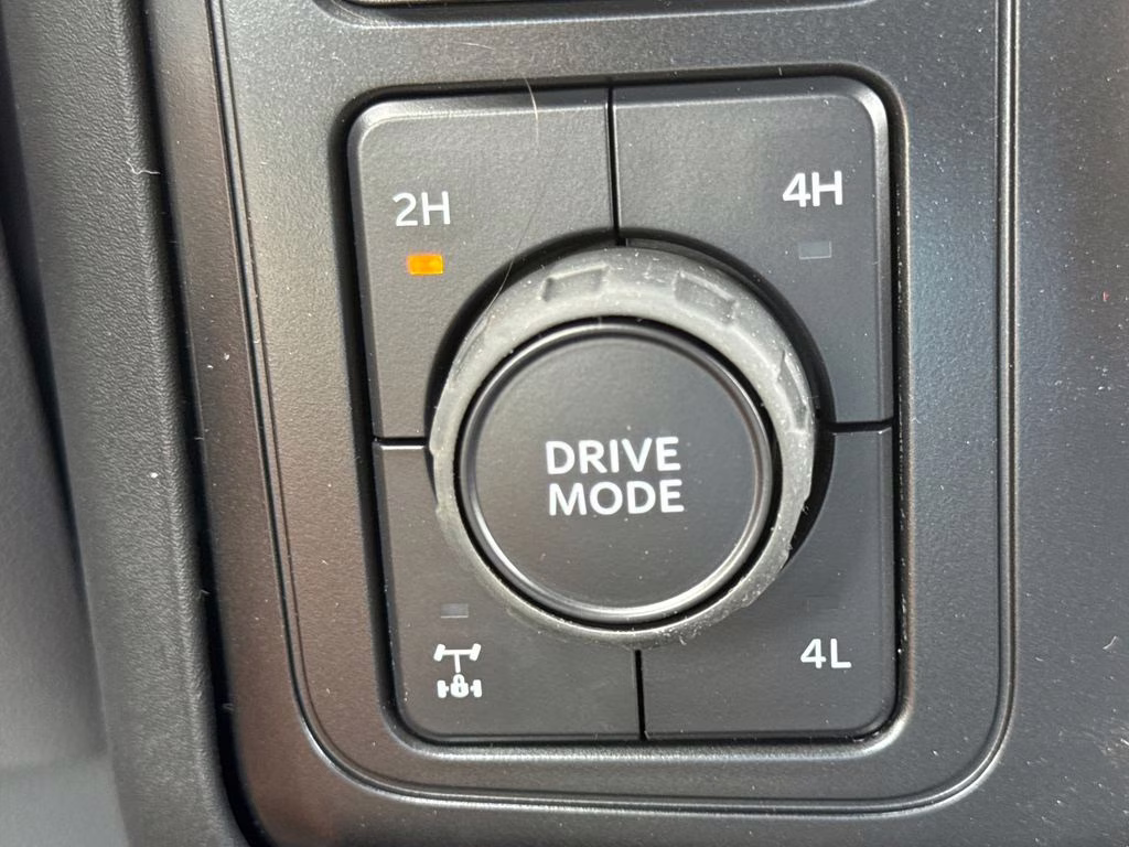 2026 Oxford White Ford Super Duty F-250 SRW STX 4X4 Truck