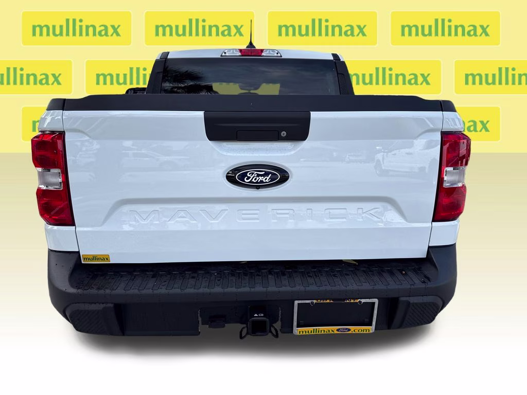 2026 Oxford White Ford Maverick XL FWD Truck