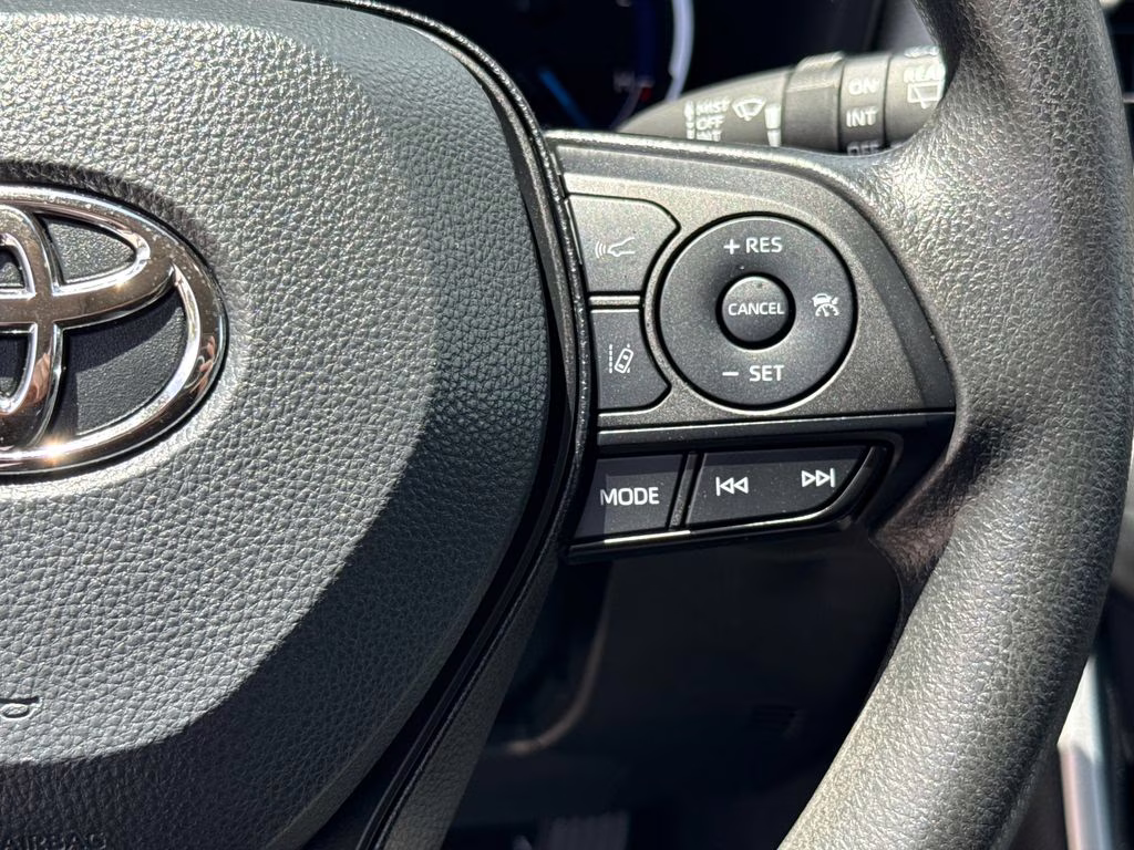 2024 Silver Sky Metallic Toyota RAV4 Hybrid XLE AWD SUV