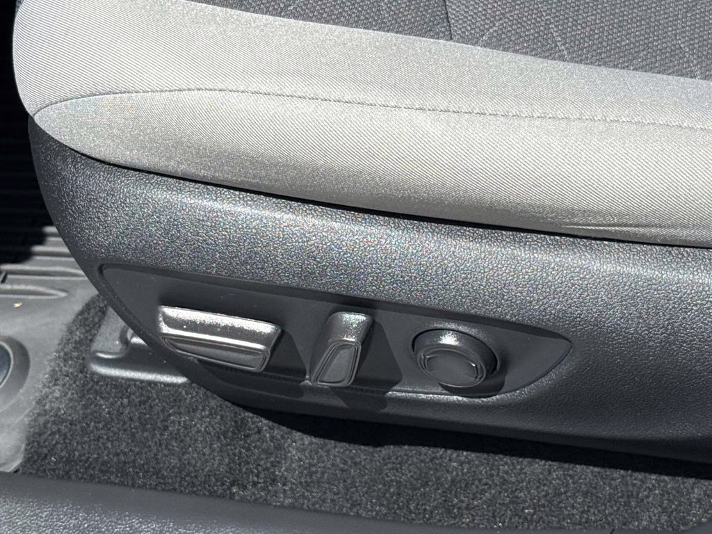 2024 Silver Sky Metallic Toyota RAV4 Hybrid XLE AWD SUV
