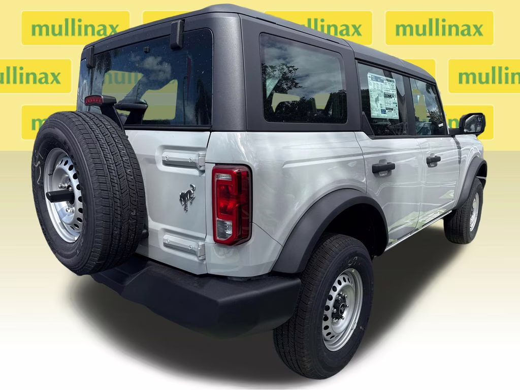 2026 Avalanche Gray Ford Bronco Base 4X4 SUV