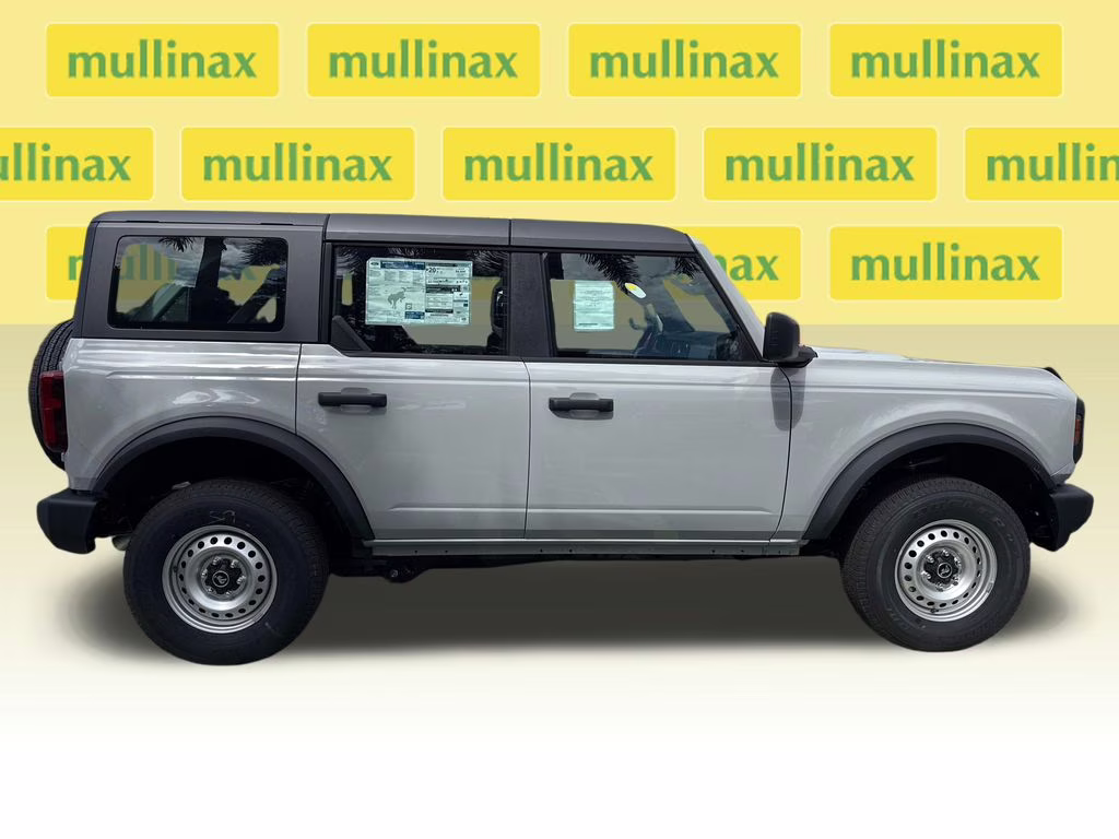 2026 Avalanche Gray Ford Bronco Base 4X4 SUV