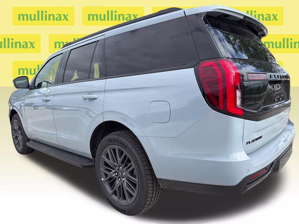 2026 Glacier Gray Metallic Tri-Coat Ford Expedition Platinum 4X4 SUV