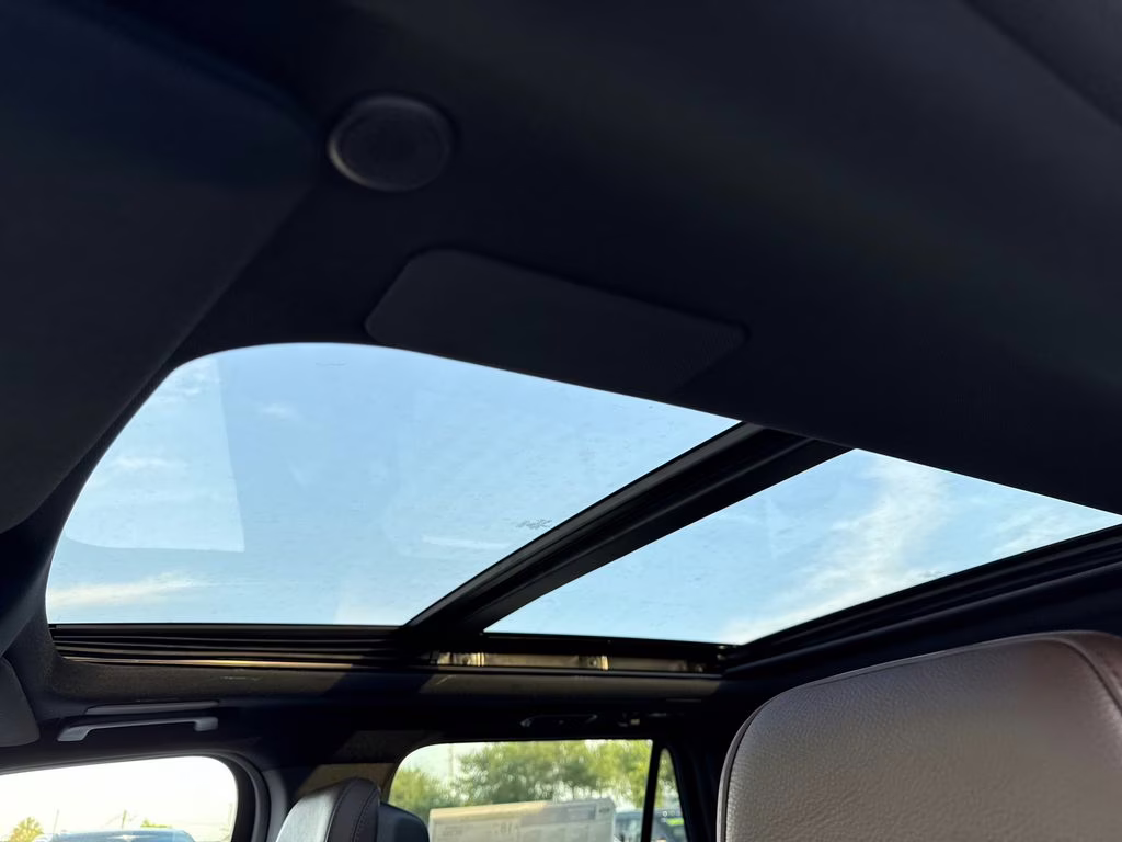 2026 Star White Metallic Tri-Coat Ford Expedition King Ranch 4X4 SUV