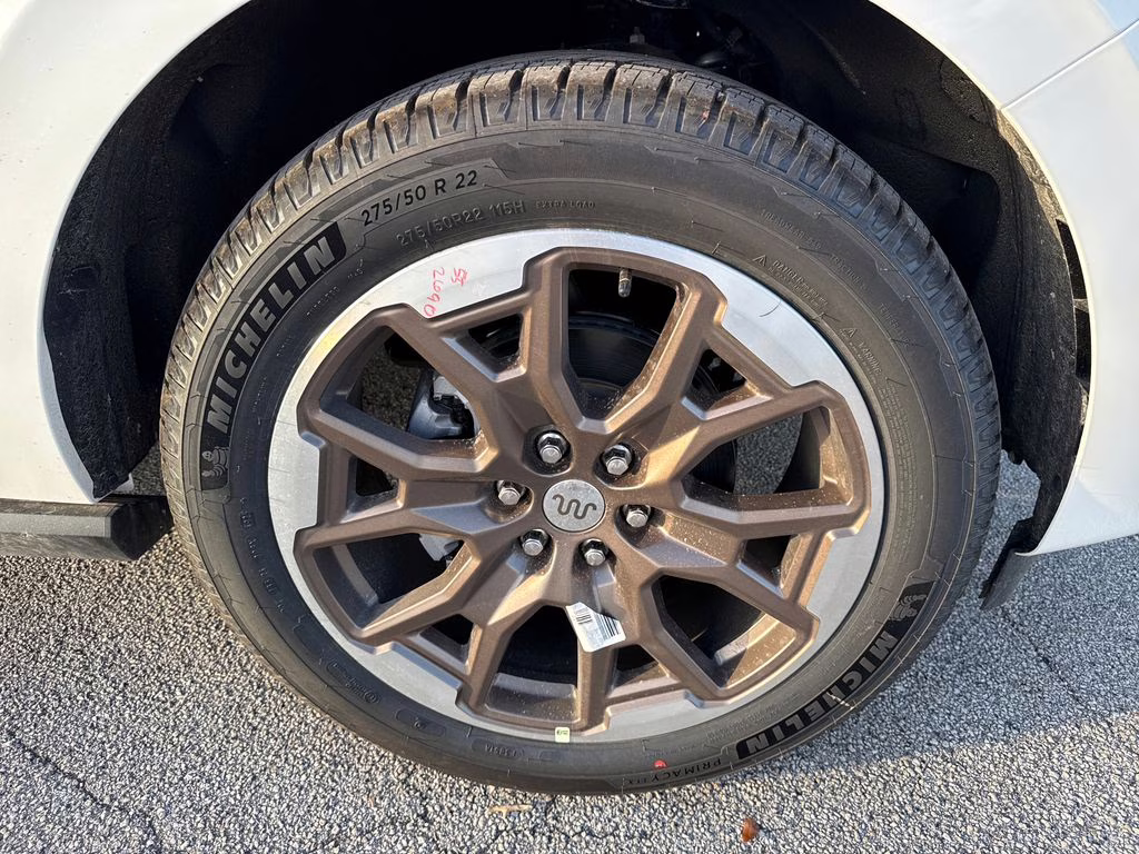 2026 Star White Metallic Tri-Coat Ford Expedition King Ranch 4X4 SUV