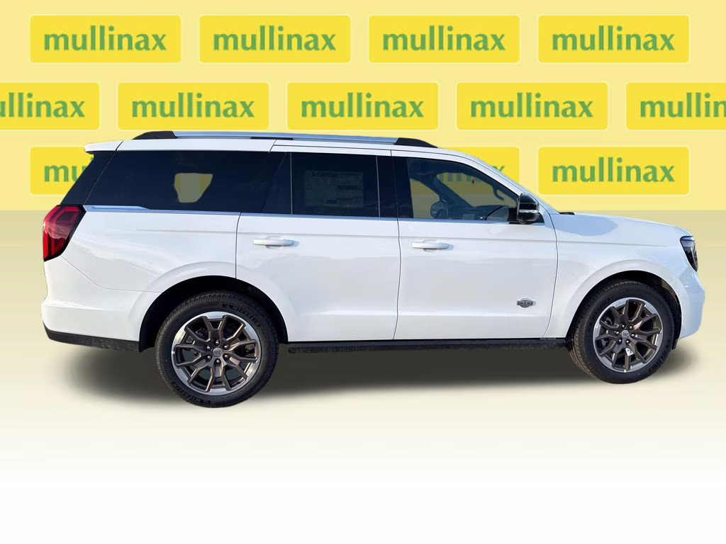 2026 Star White Metallic Tri-Coat Ford Expedition King Ranch 4X4 SUV