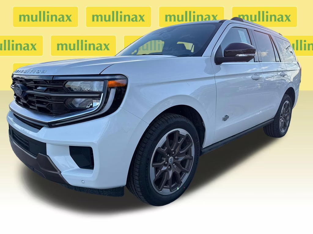 2026 Star White Metallic Tri-Coat Ford Expedition King Ranch 4X4 SUV