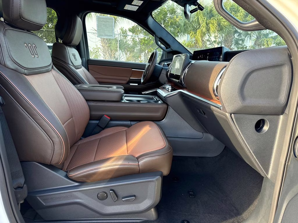 2026 Star White Metallic Tri-Coat Ford Expedition King Ranch 4X4 SUV