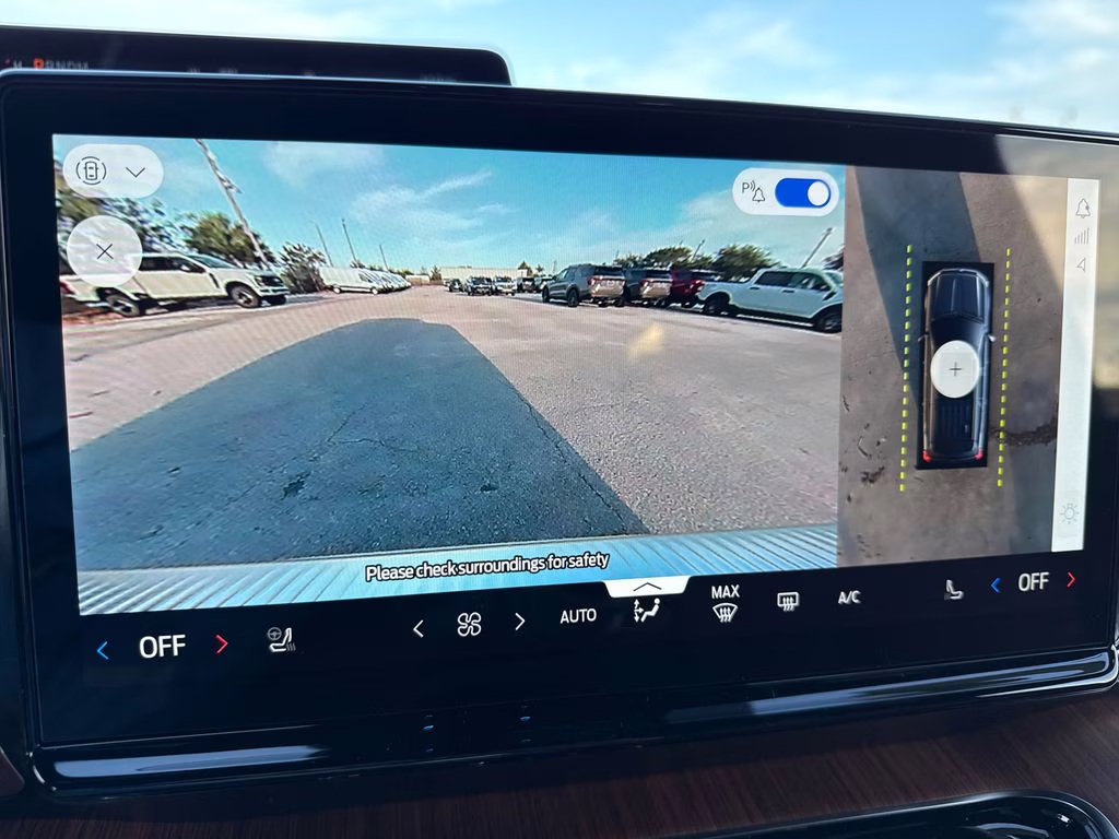 2026 Star White Metallic Tri-Coat Ford Expedition King Ranch 4X4 SUV