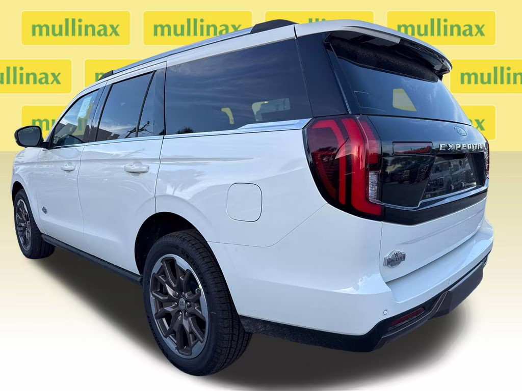 2026 Star White Metallic Tri-Coat Ford Expedition King Ranch 4X4 SUV