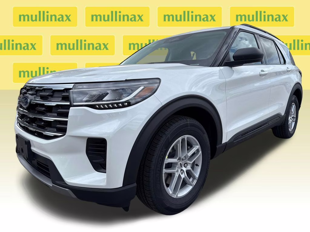 2026 Star White Metallic Tri-Coat Ford Explorer Active RWD SUV