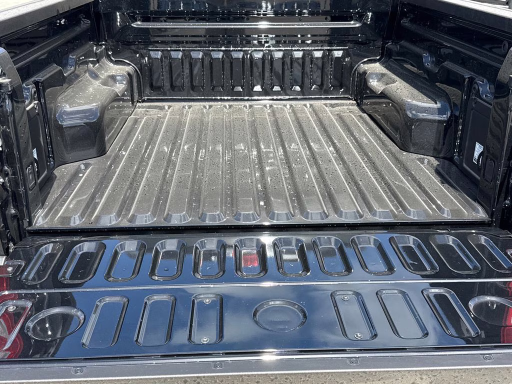 2026 Shadow Black Ford Maverick XL FWD Truck
