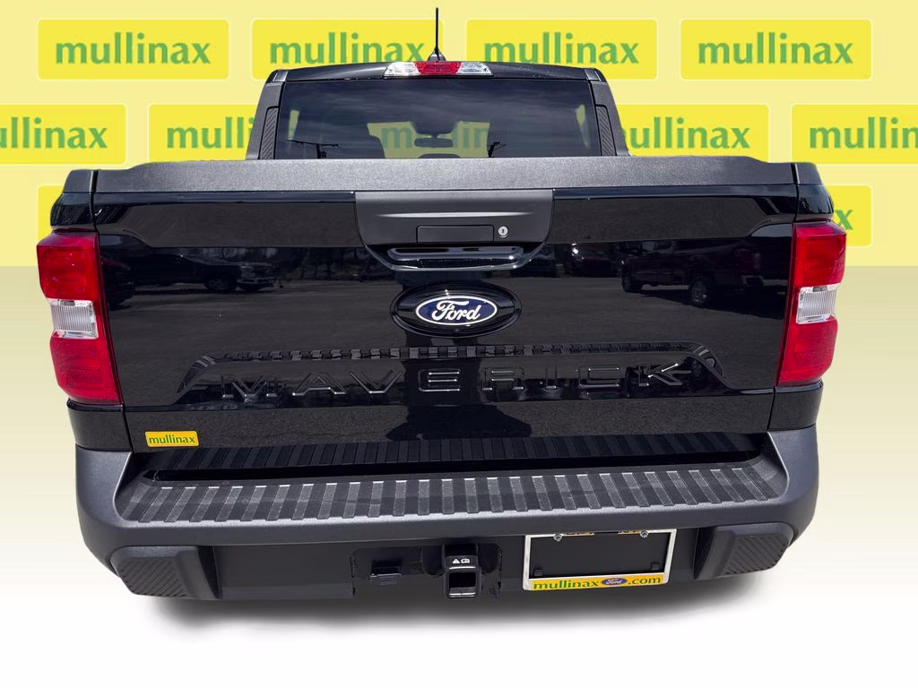 2026 Shadow Black Ford Maverick XLT FWD Truck