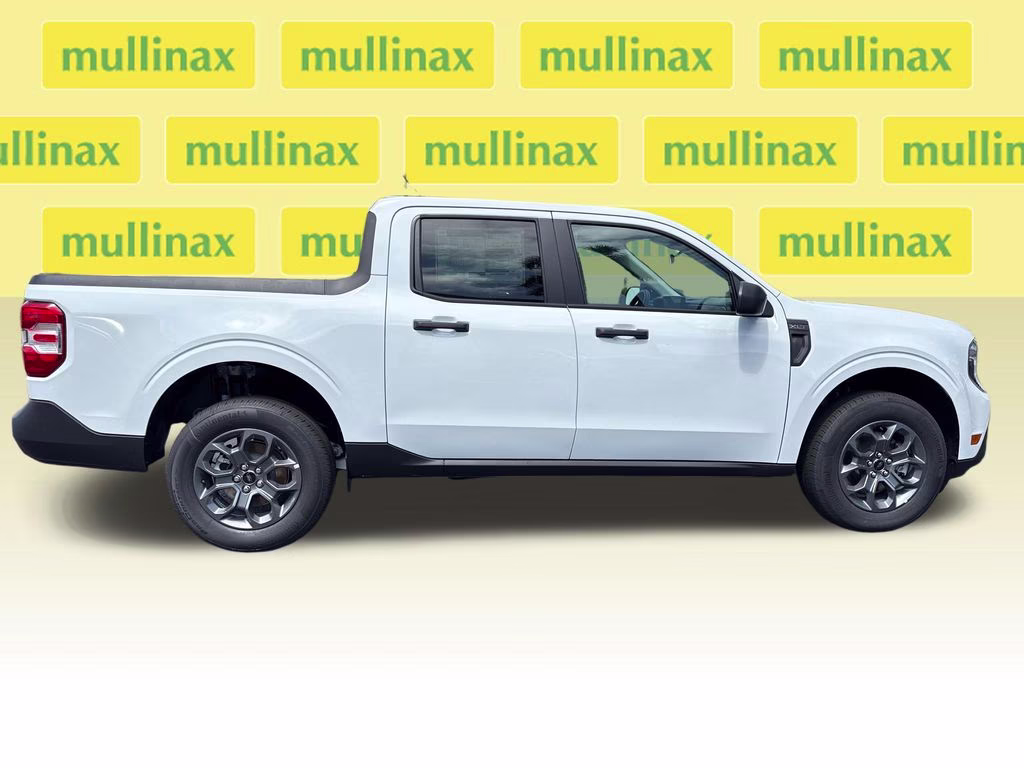 2026 Oxford White Ford Maverick XLT FWD Truck