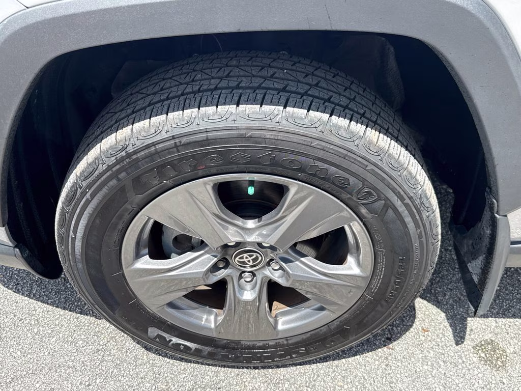 2024 Silver Sky Metallic Toyota RAV4 Hybrid XLE AWD SUV
