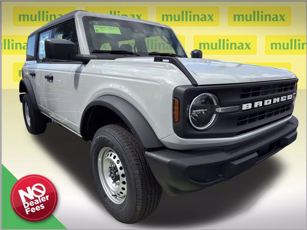 2026 Avalanche Gray Ford Bronco Base 4X4 SUV