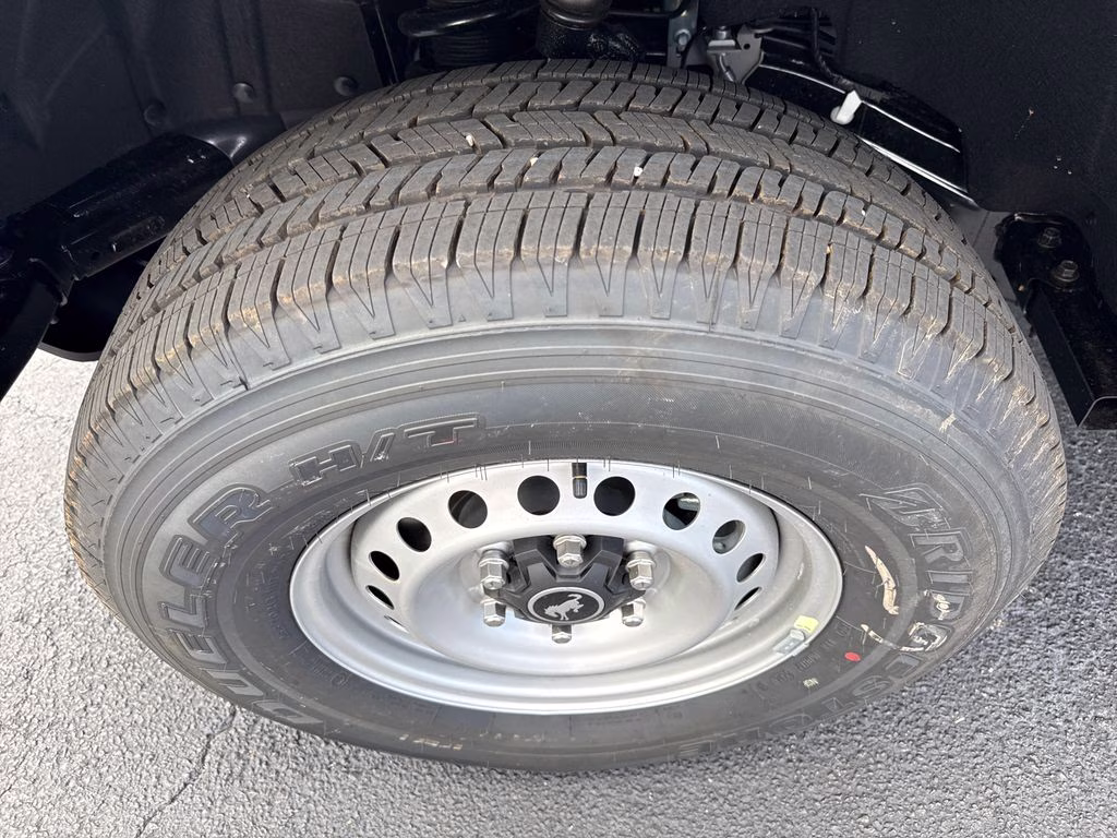 2026 Avalanche Gray Ford Bronco Base 4X4 SUV