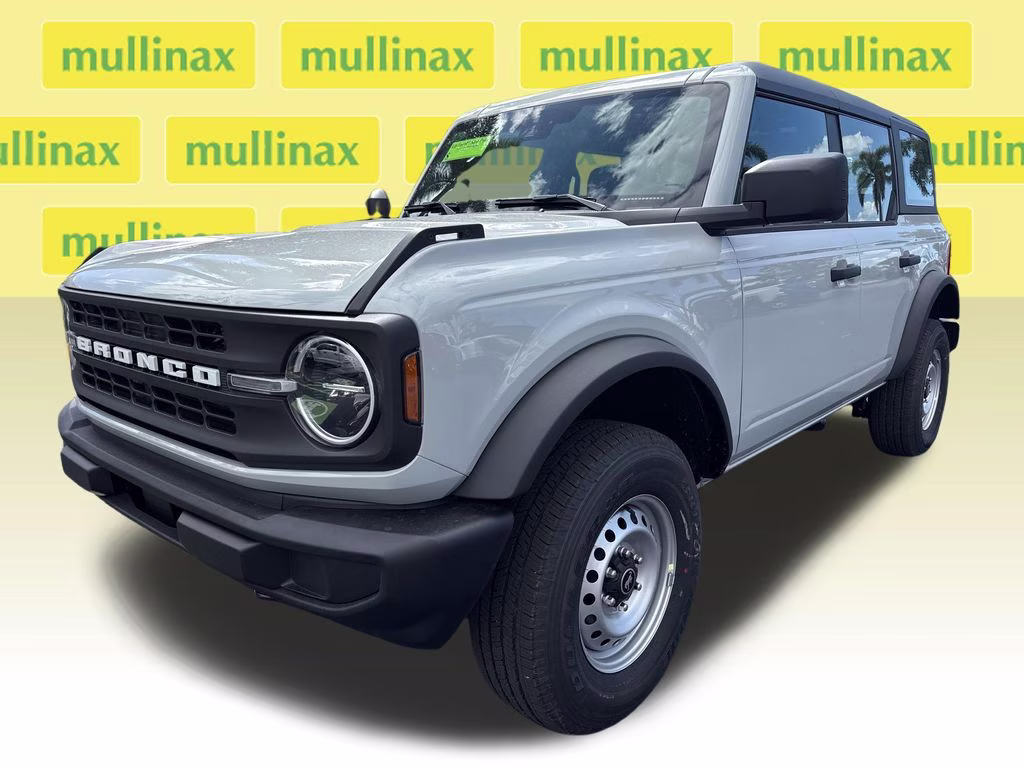 2026 Avalanche Gray Ford Bronco Base 4X4 SUV